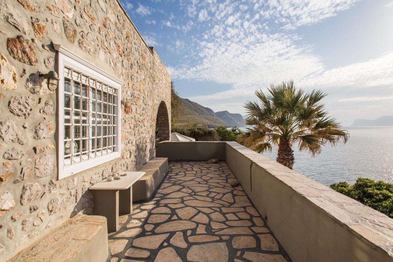 Lady Of Hydra Villa, Sea Front View, Private Beach Exterior foto